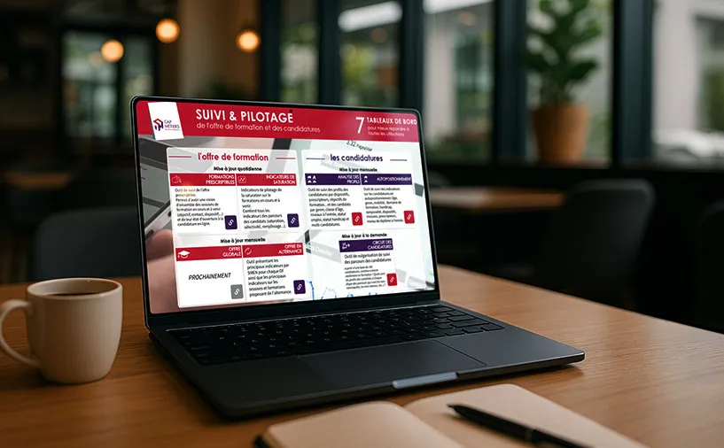 Écran d’ordinateur portable affichant un tableau de bord de suivi et de pilotage de l’offre de formation et des candidatures, développé par Cap Métiers Nouvelle-Aquitaine.