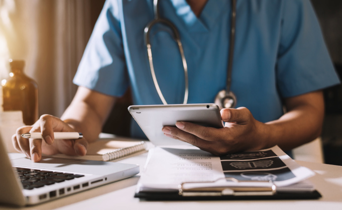 La santé et action sociale représente plus d'un dixième de l'emploi total de Nouvelle-Aquitaine.