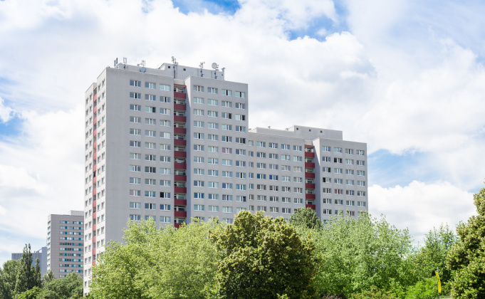 L'emploi dans les QPV est moins favorable que dans les autres quartiers.
