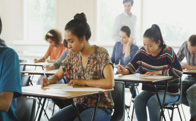 VAE : l’accès aux examens des titres professionnels facilité